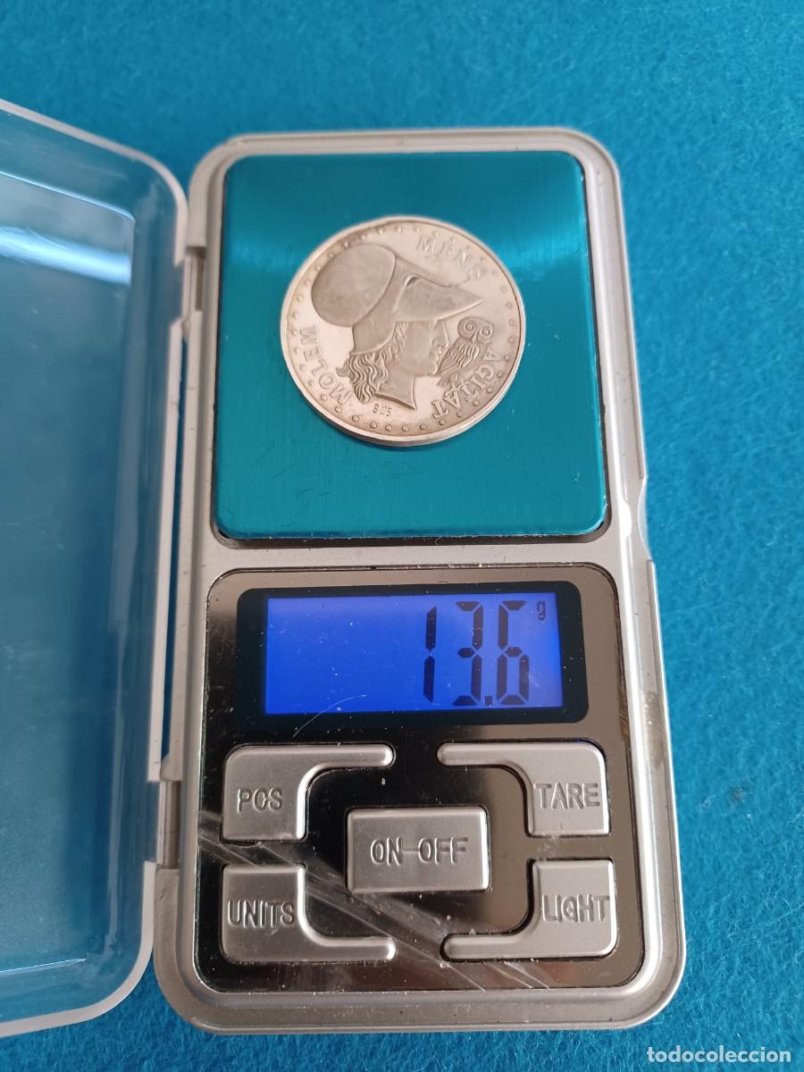 Monedas de Espa&ntilde;a: Moneda plata insignia profesional Derecho - Foto 3