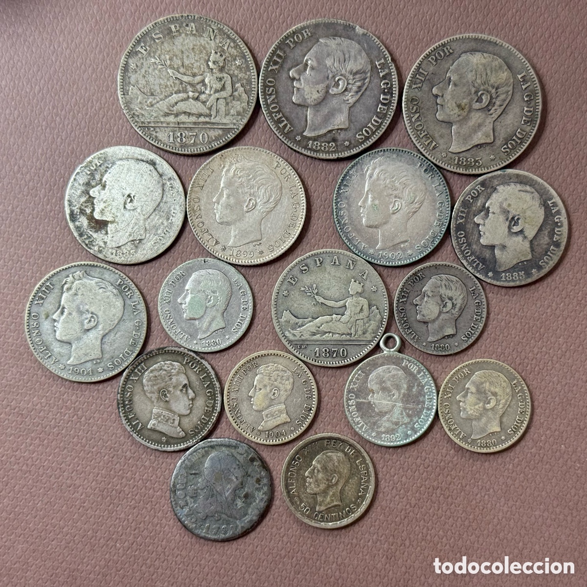 Monedas de Espa&ntilde;a: Lote de 17 monedas de Plata Espa&ntilde;olas - S. XVIII / S. XIX / S. XX - 77,88gr