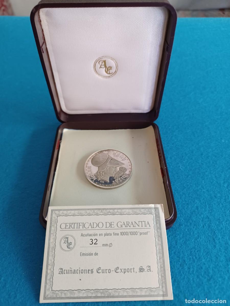 Monedas de Espa&ntilde;a: Moneda plata insignia profesional Derecho - Foto 2