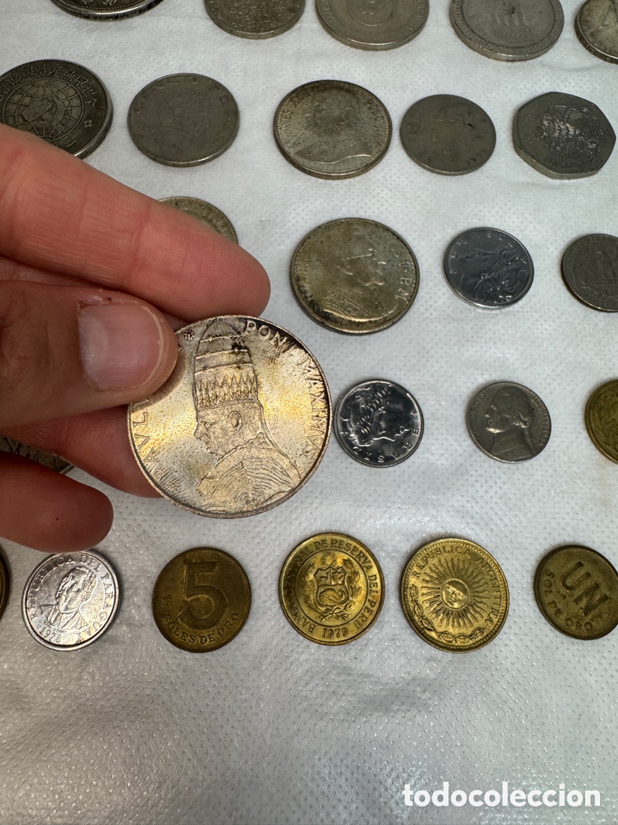 Monedas de Espa&ntilde;a: Lote de 36 monedas internacionales - Foto 11