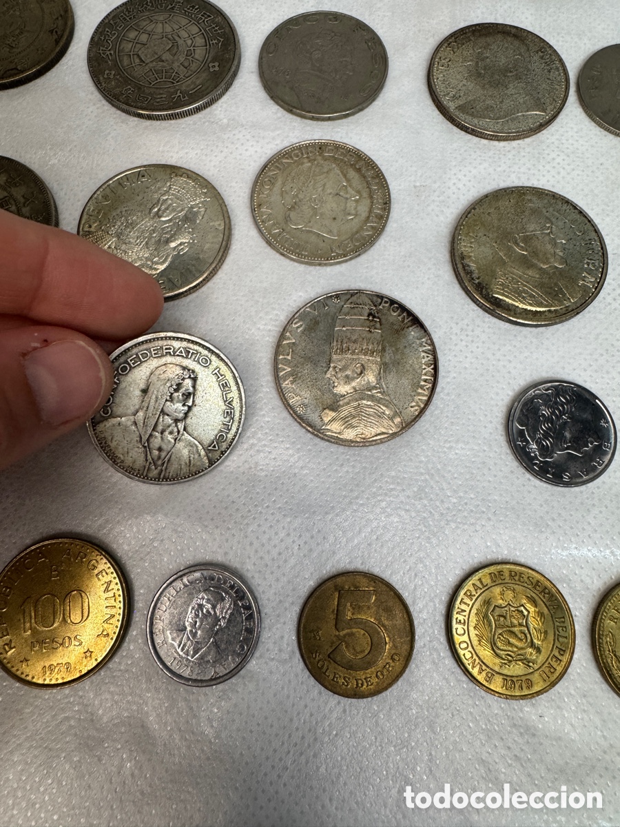Monedas de Espa&ntilde;a: Lote de 36 monedas internacionales - Foto 12