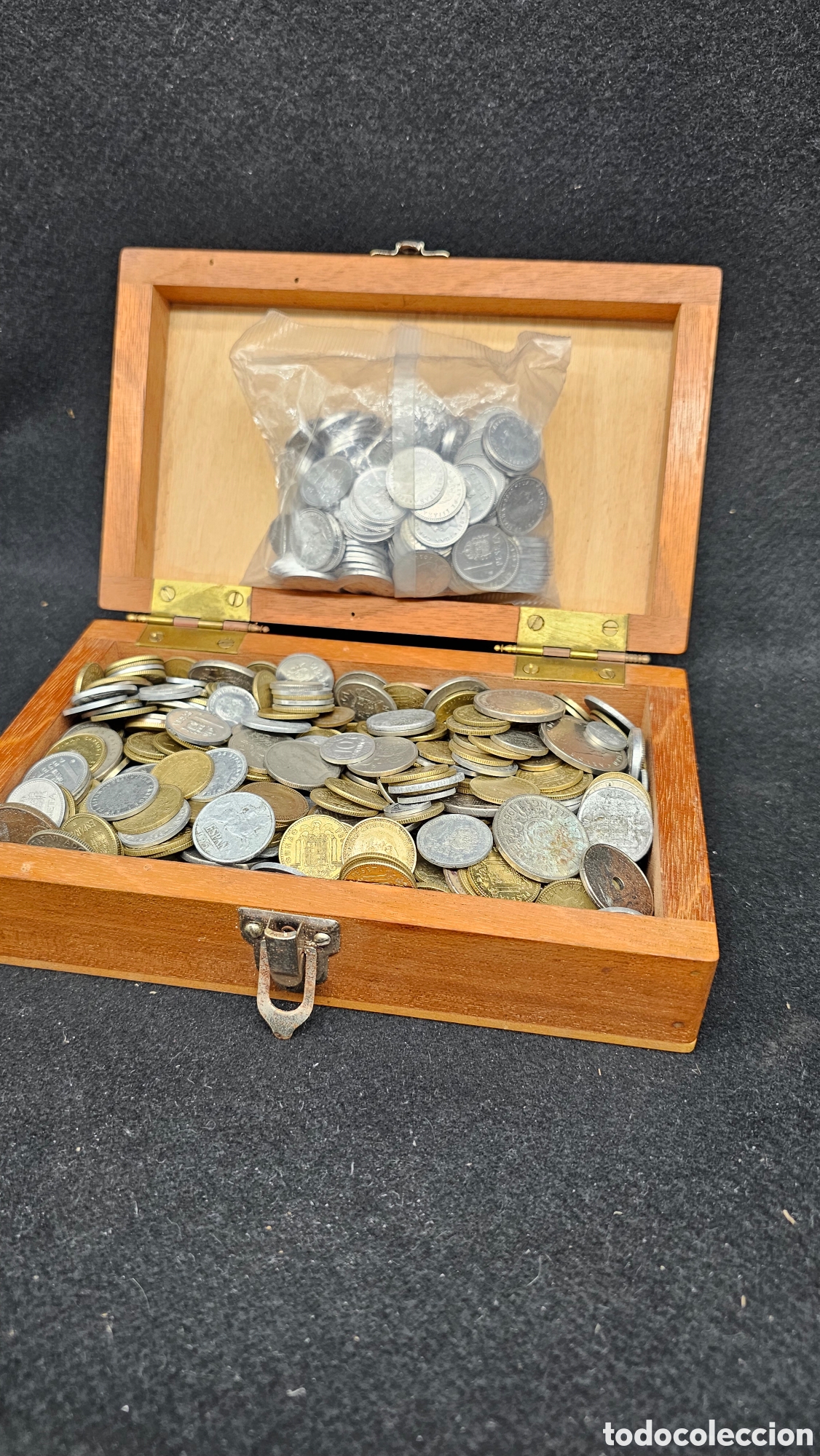 Monedas de Espa&ntilde;a: Lote de monedas variadas