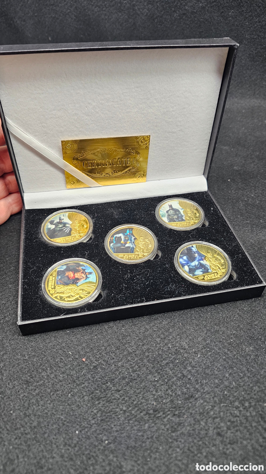 Coins of Spain: monedas conmemorativas del 80.&ordm; aniversario de Batman chapadas en oro de 24 quilates