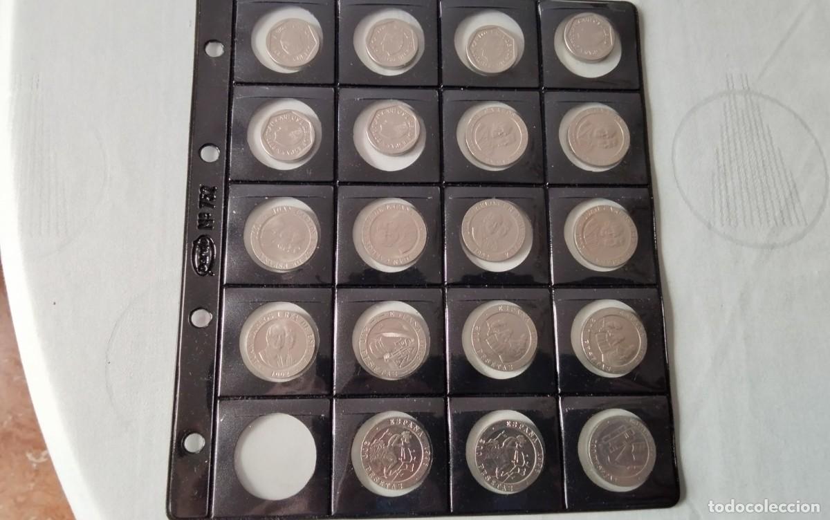 Monedas de Espa&ntilde;a: PAG.PARDO MONTADA CON 19 MONEDAS DE 200 PTS SIN CIRCULAR ALTO VALOR , DIFERENTES A&Ntilde;OS , VER