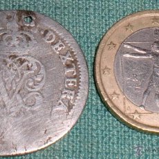 Monedas de España: 2 REALES 1708 SEGOVIA ,FELIPE V CORONA ENTRE FECHA,USADO DE AMULETO RARA. Lote 41232662