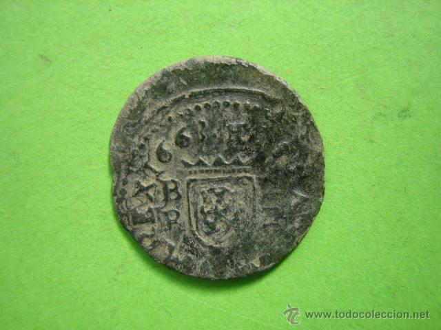 Monedas de Espa&ntilde;a: 2-Moneda Mediaval de 2 maravedies de Felipe IIII 1663 - Foto 2