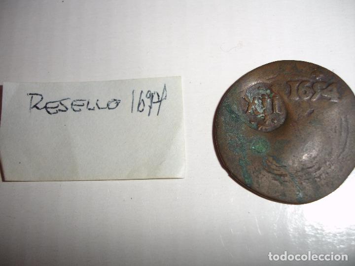 Monedas de Espa&ntilde;a: RESELLO 1694 - Foto 2