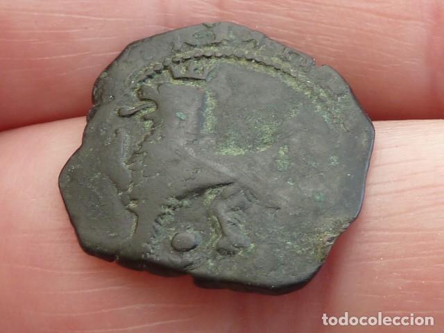 Monedas de Espa&ntilde;a: Moneda de cobre de 2 Cuartos de Felipe II, CECA de Cuenca, escasa - Foto 2