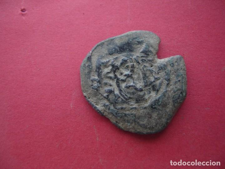 Monedas de Espa&ntilde;a: MARAVEDIES AUSTRIAS  &iquest;? 1698 RESELLADA - Foto 2