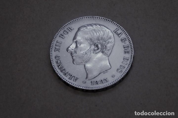 Moneda De Plata 5 Pesetas De 18831883 Msm Sold At - 