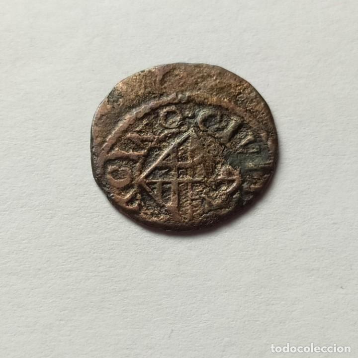 Monedas de Espa&ntilde;a: ## Curioso ardite de Barcelona desplazado ## - Foto 2