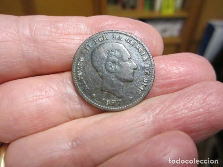 Monedas de Espa&ntilde;a: MONEDA DE 5 C&Eacute;NTIMOS DE ALFONSO XII DE 1877 - Foto 1