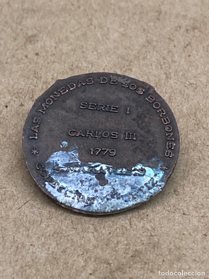 Monedas de Espa&ntilde;a: Moneda replica 4 Carolus III 1779 - Foto 2