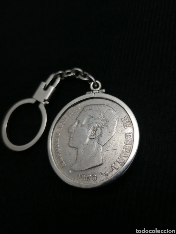 Monedas de España: Llavero de plata hecho a mano con moneda de plata de 5 pesetas Alfonso Xll rey de España de 1876 - Foto 2 - 312301653