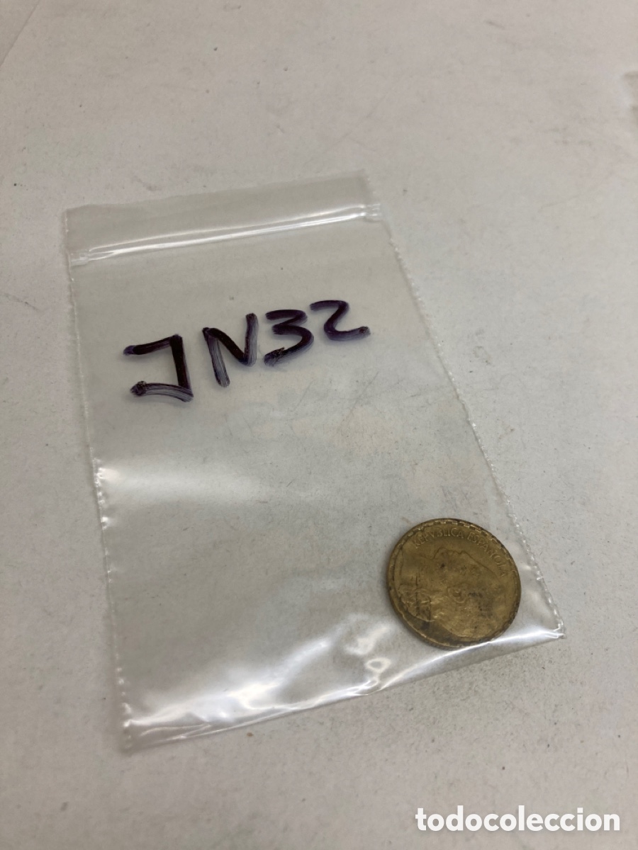 Monedas de Espa&ntilde;a: Moneda de una peseta 1937 - Foto 3