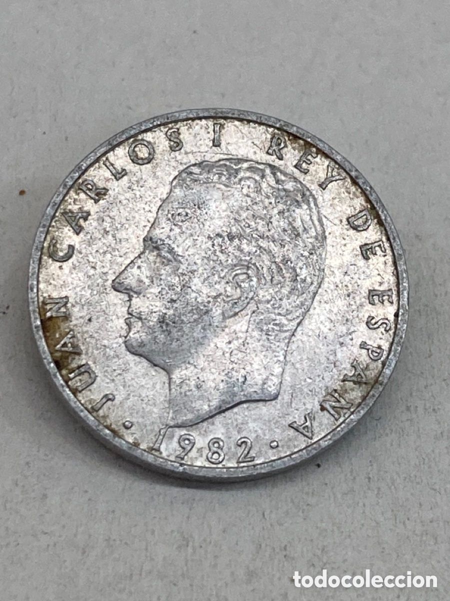 Monedas de Espa&ntilde;a: Moneda de dos pesetas 1982 - Foto 2