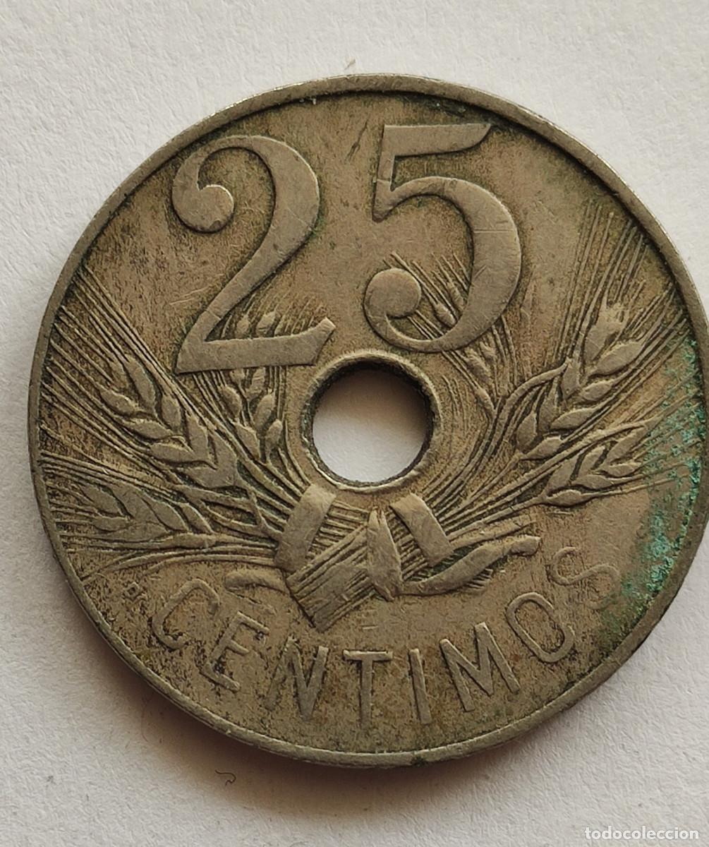 Monedas de Espa&ntilde;a: Moneda espa&ntilde;ola de 25 c&eacute;ntimo de 1927. - Foto 2