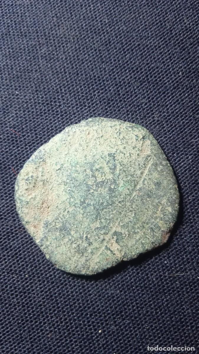 Monedas de Espa&ntilde;a: Antigua moneda resellada. - Foto 2