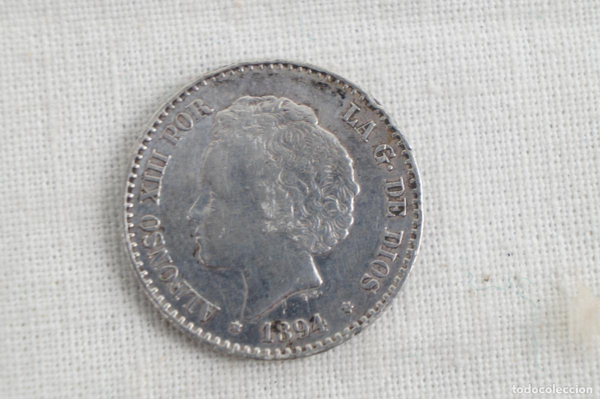 Monedas de Espa&ntilde;a: Moneda de 50 c&eacute;ntimos de 1894 - Alfonso XIII - Plata - Foto 1