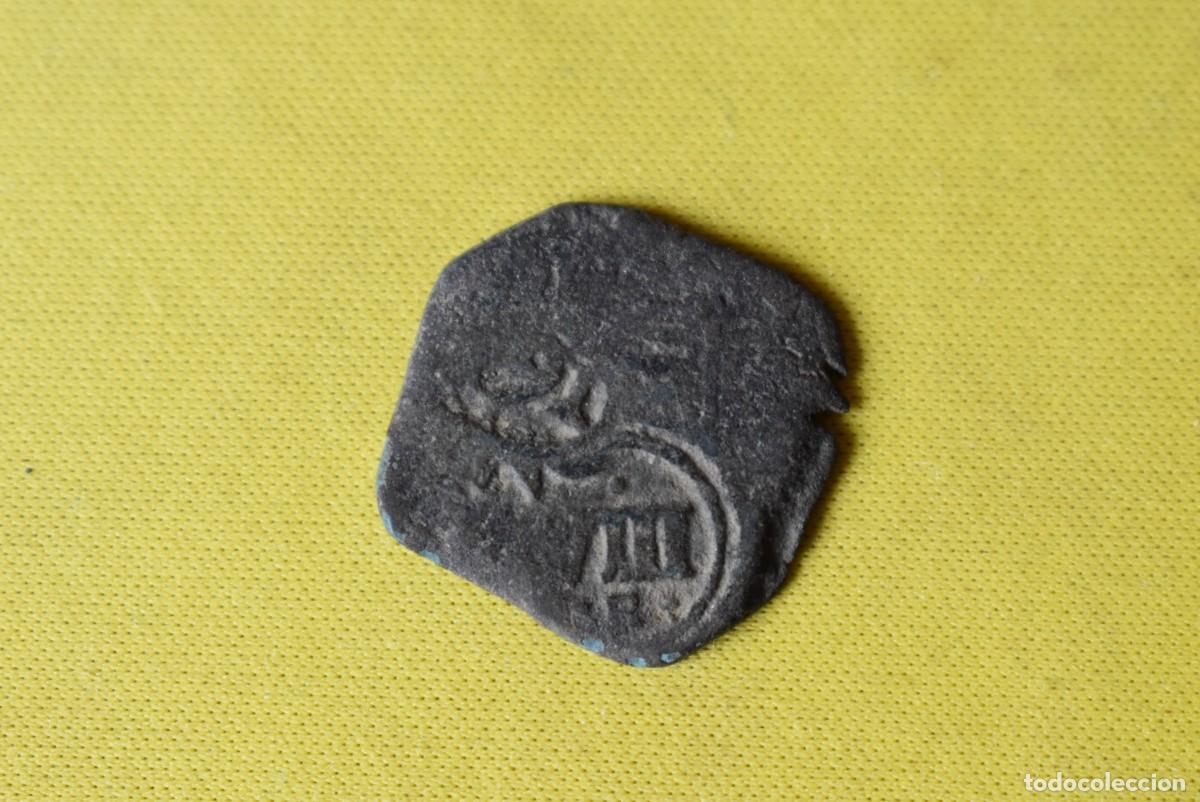 Monedas de Espa&ntilde;a: Moneda medieval. 8 Maraved&iacute;s. Resello - Foto 1