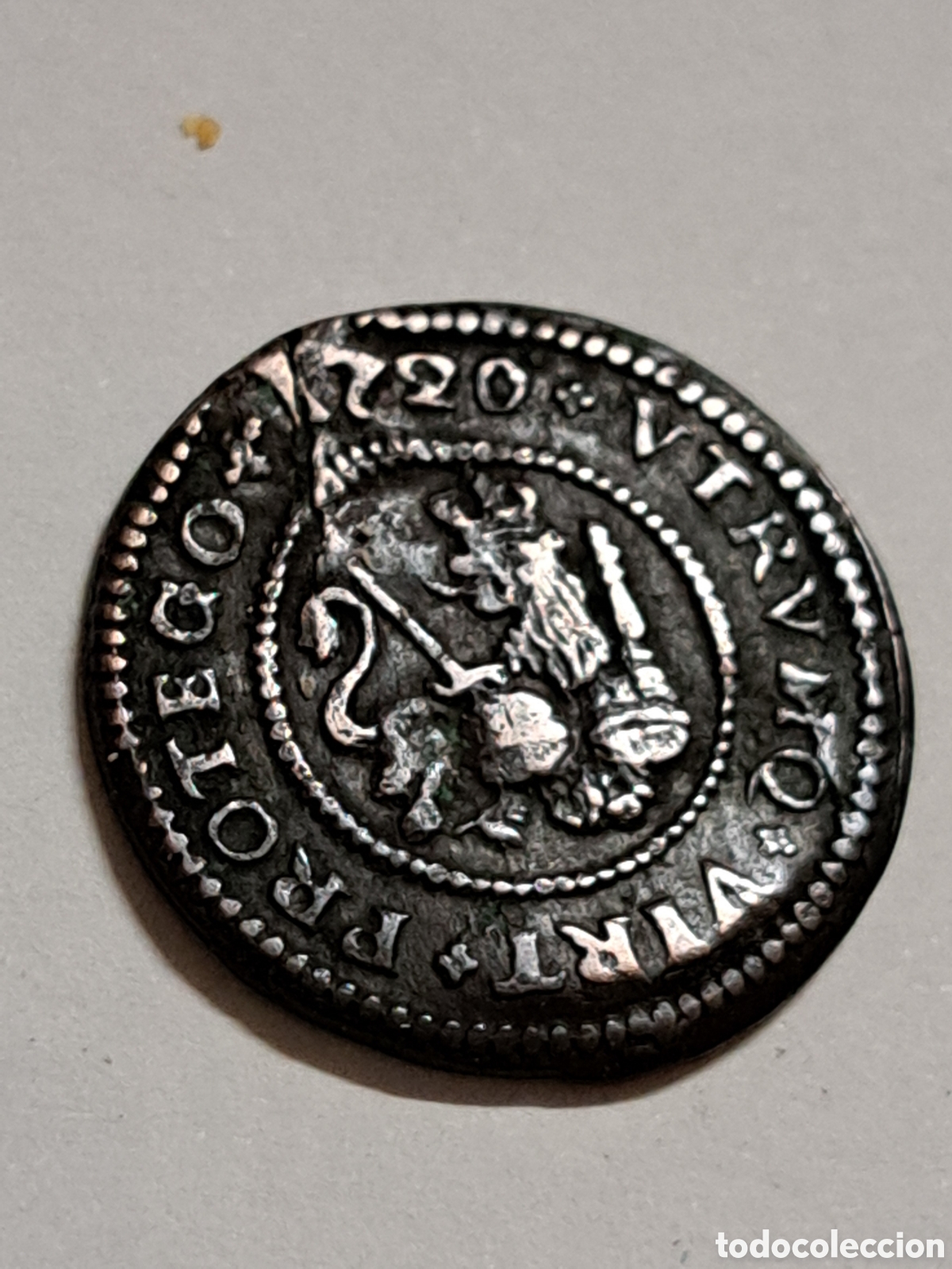 Monedas de Espa&ntilde;a: 2 maraved&iacute;s de Felipe V a&ntilde;o 1720 - Foto 1