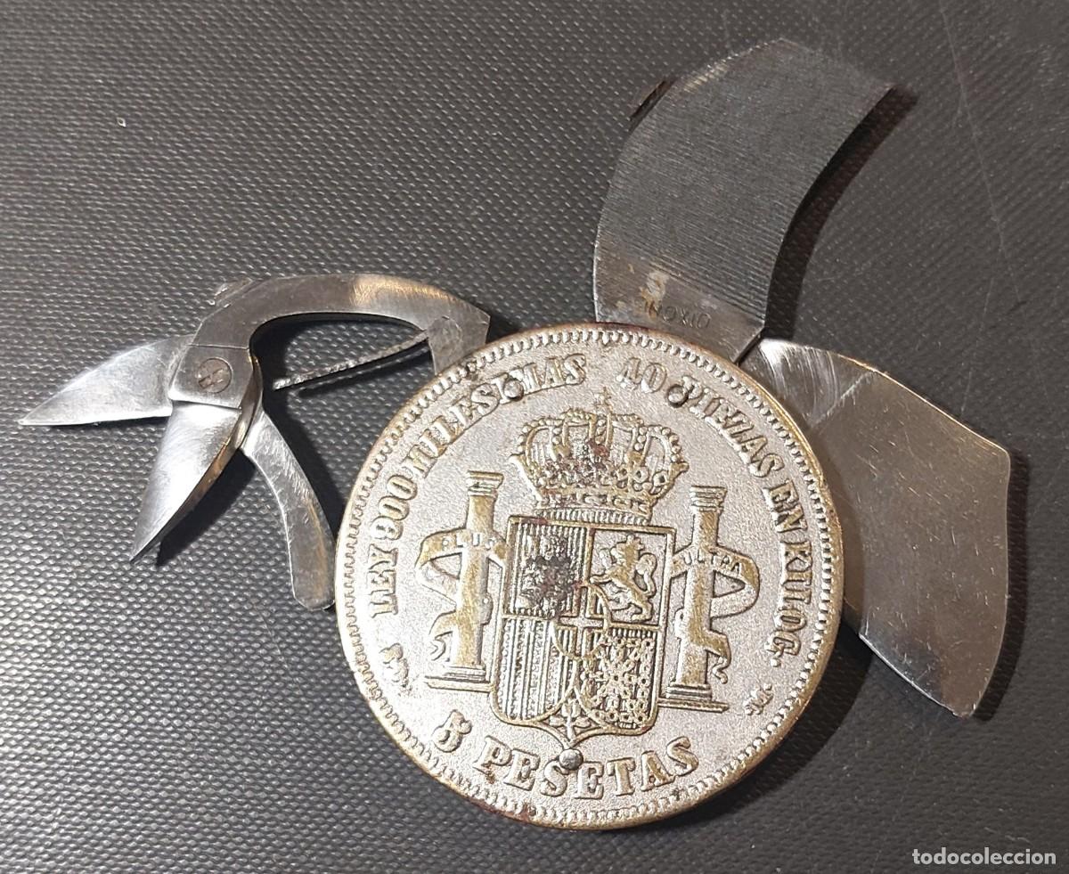 Monedas de Espa&ntilde;a: MONEDA CON TIJERAS, NAVAJA Y LIMA. ALFONSO XII.VALOR 5 PESETAS. 1871