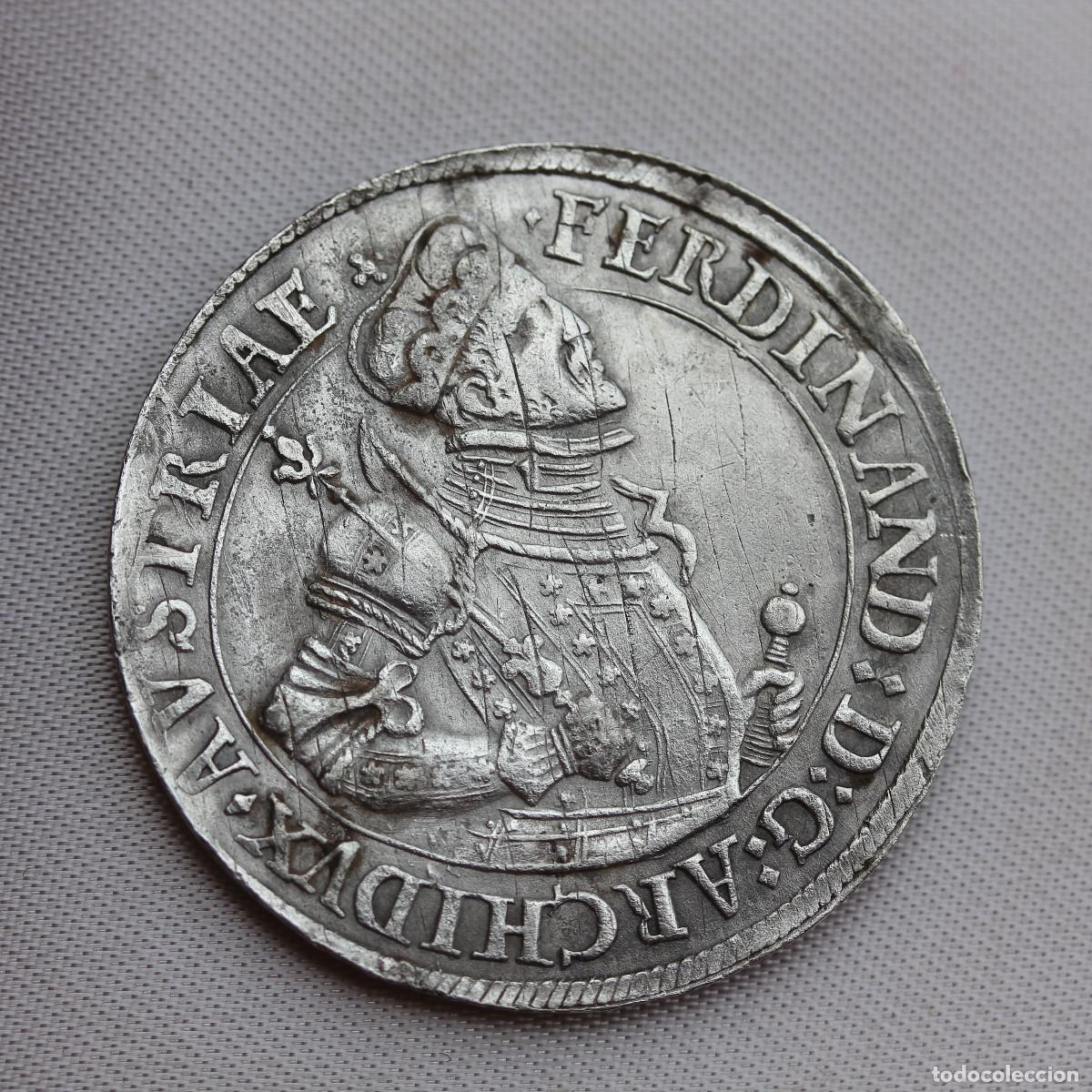 Monedas de Espa&ntilde;a: t&aacute;lero de plata de Fernando II de Austria 1564 - 1595, tama&ntilde;o 8 reales