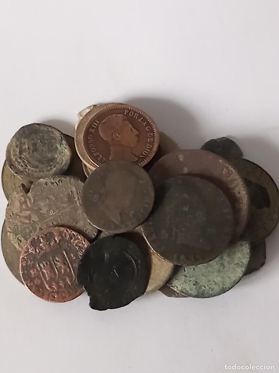 Monedas de Espa&ntilde;a: Lote 9 de 25 monedas espa&ntilde;olas, diferentes &eacute;pocas y estados. Para limpiar y expertizar. Oportunidad