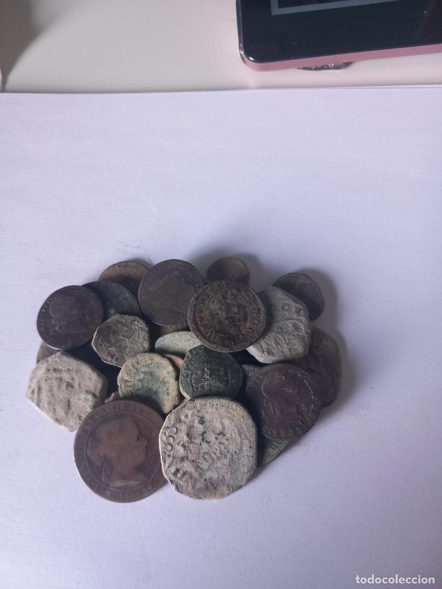 Monedas de Espa&ntilde;a: Lote n&uacute;mero 10 e 25 monedas espa&ntilde;olas variadas para limpiar y expertizar. Procedentes de Colecci&oacute;n p