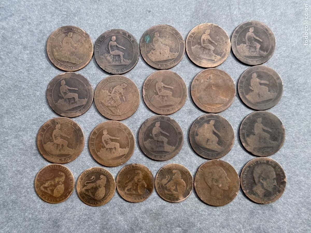 Monedas de Espa&ntilde;a: Diecisiete monedas de 50 c&eacute;ntimos y cuatro de 25 c&eacute;ntimos de cobre