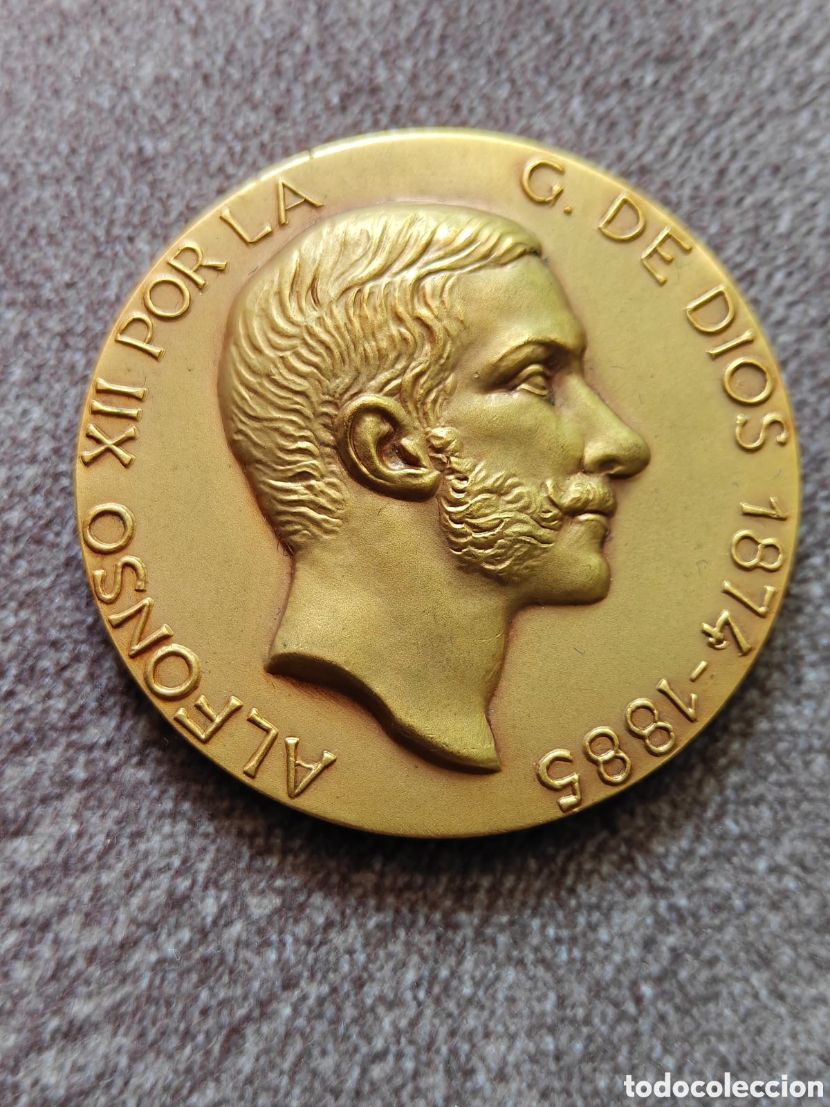 Monedas de Espa&ntilde;a: ANTIGUA MEDALLA ALFONSO XII 1874-1885 RELIEVE CALICO 1963 50mm di&aacute;metro
