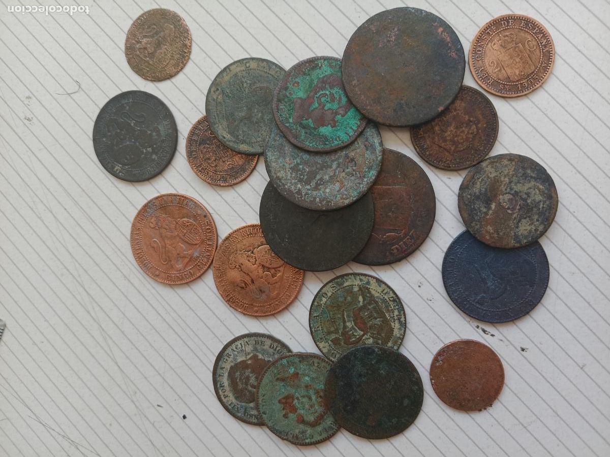 Monedas de Espa&ntilde;a: LOTE DE 20 COBRES, CHAVOS 5 Y 10 C&Eacute;NTIMOS, PERRAS CHICAS Y GORDAS