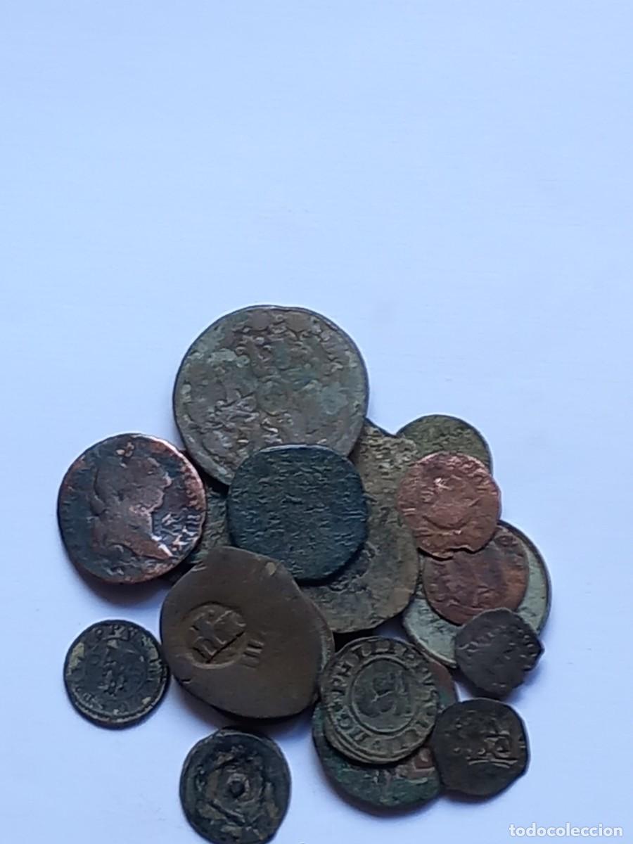 Monedas de Espa&ntilde;a: Lote n&uacute;mero 13 de 25 monedas espa&ntilde;olas para limpiar y expertizar, de Colecci&oacute;n particular.