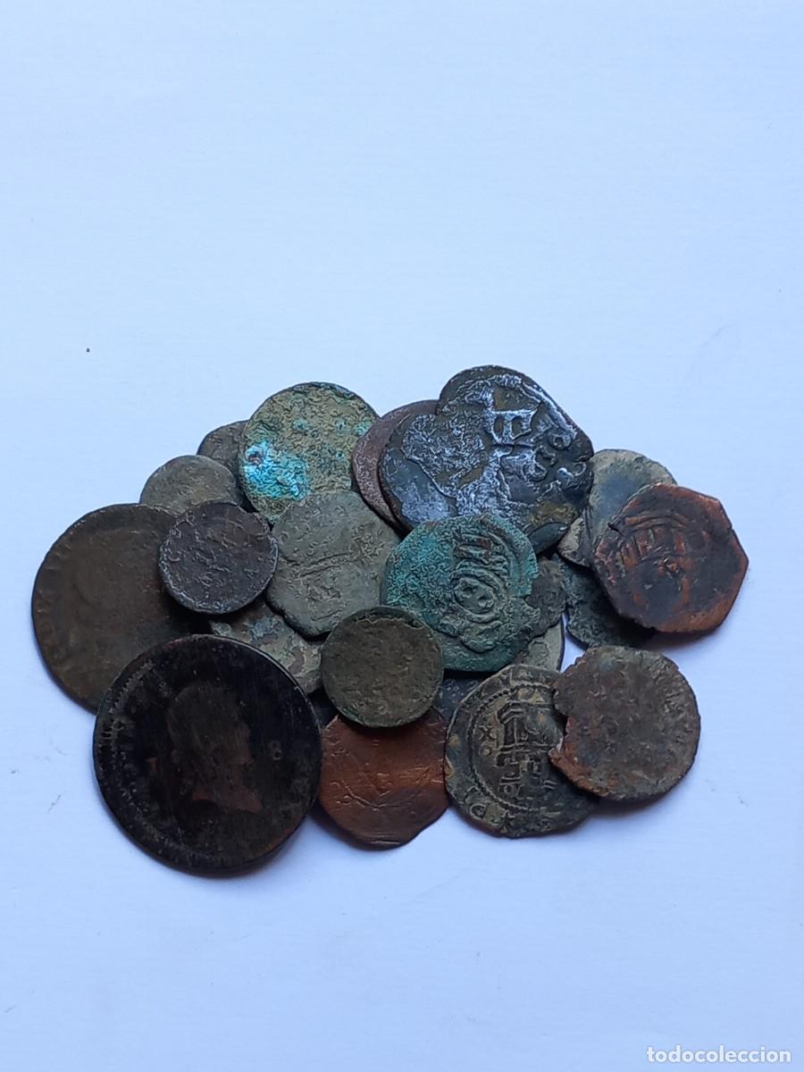 Monedas de Espa&ntilde;a: Lote n&uacute;mero 14 de 25 monedas espa&ntilde;olas para limpiar y expertizar, de Colecci&oacute;n particular.