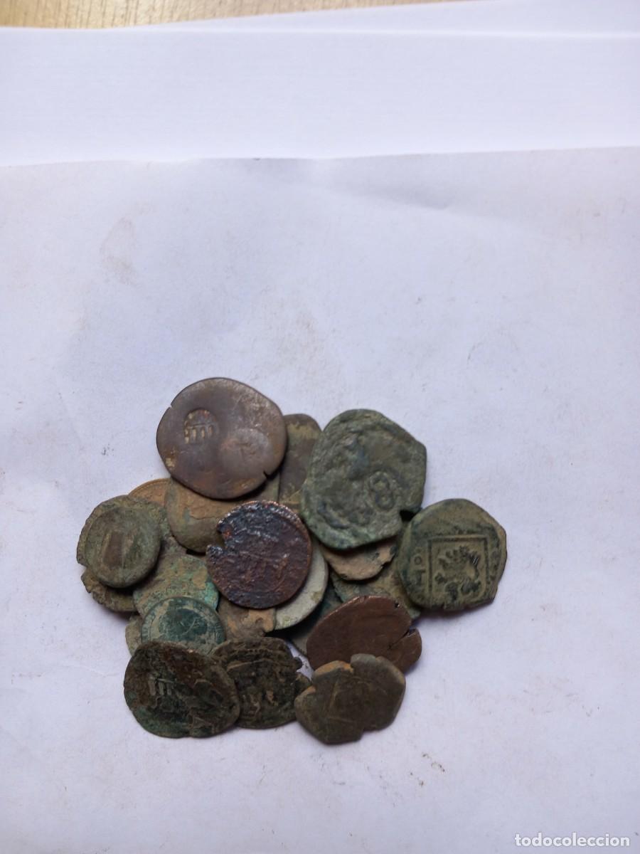 Monedas de Espa&ntilde;a: Lote n&uacute;mero 15 de 25 monedas espa&ntilde;olas para limpiar y expertizar, de Colecci&oacute;n particular.