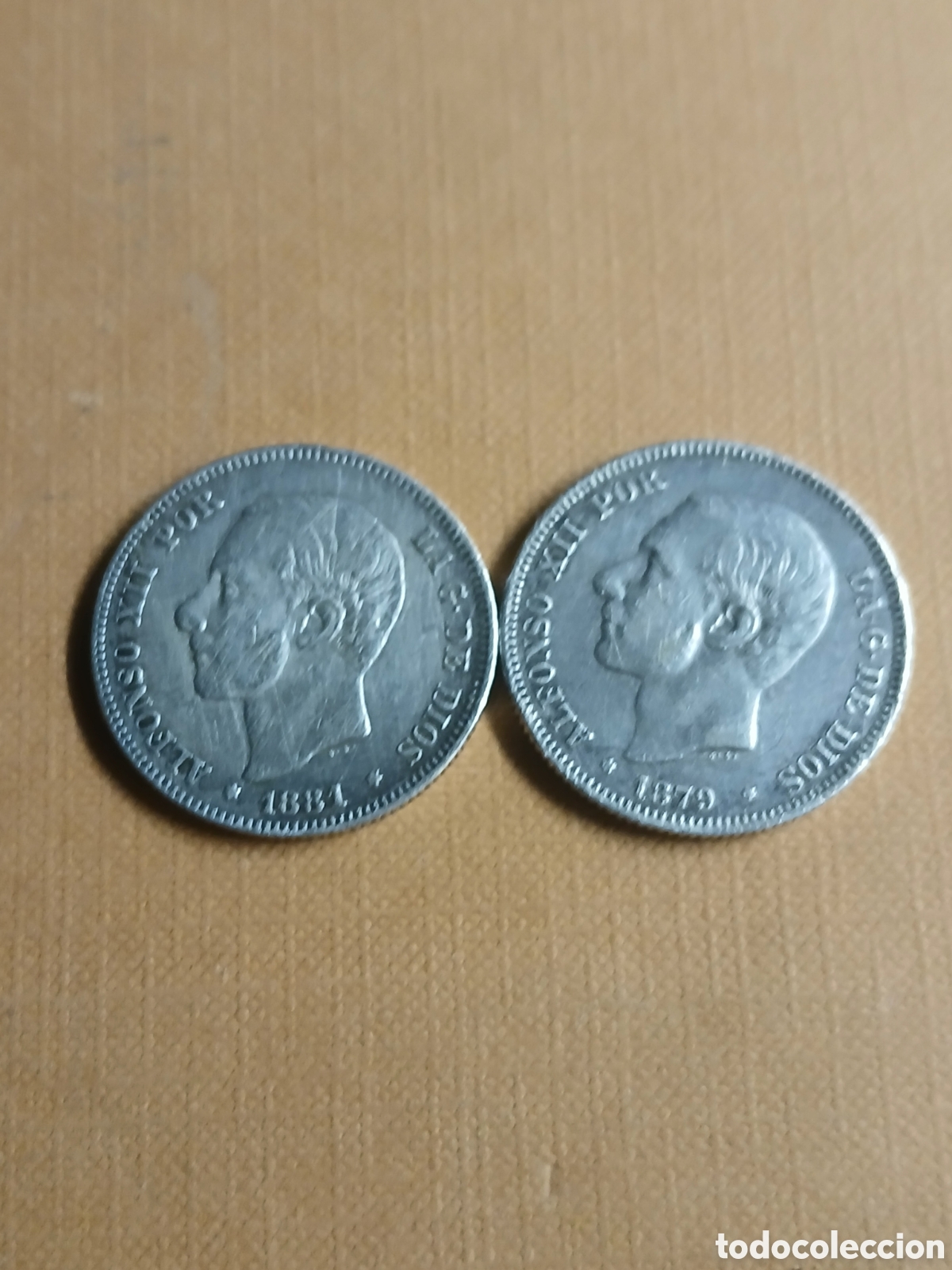 Monedas de Espa&ntilde;a: DOS MONEDAS DE PLATA ALFONSO XII 2 PESETAS 1879 Y 1881.