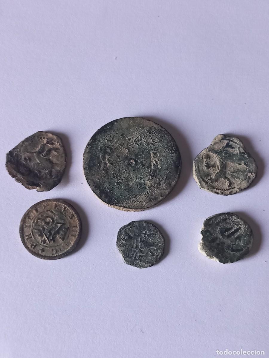 Monedas de Espa&ntilde;a: Lote 10. 6 monedas espa&ntilde;olas. Cobres, resellos, etc