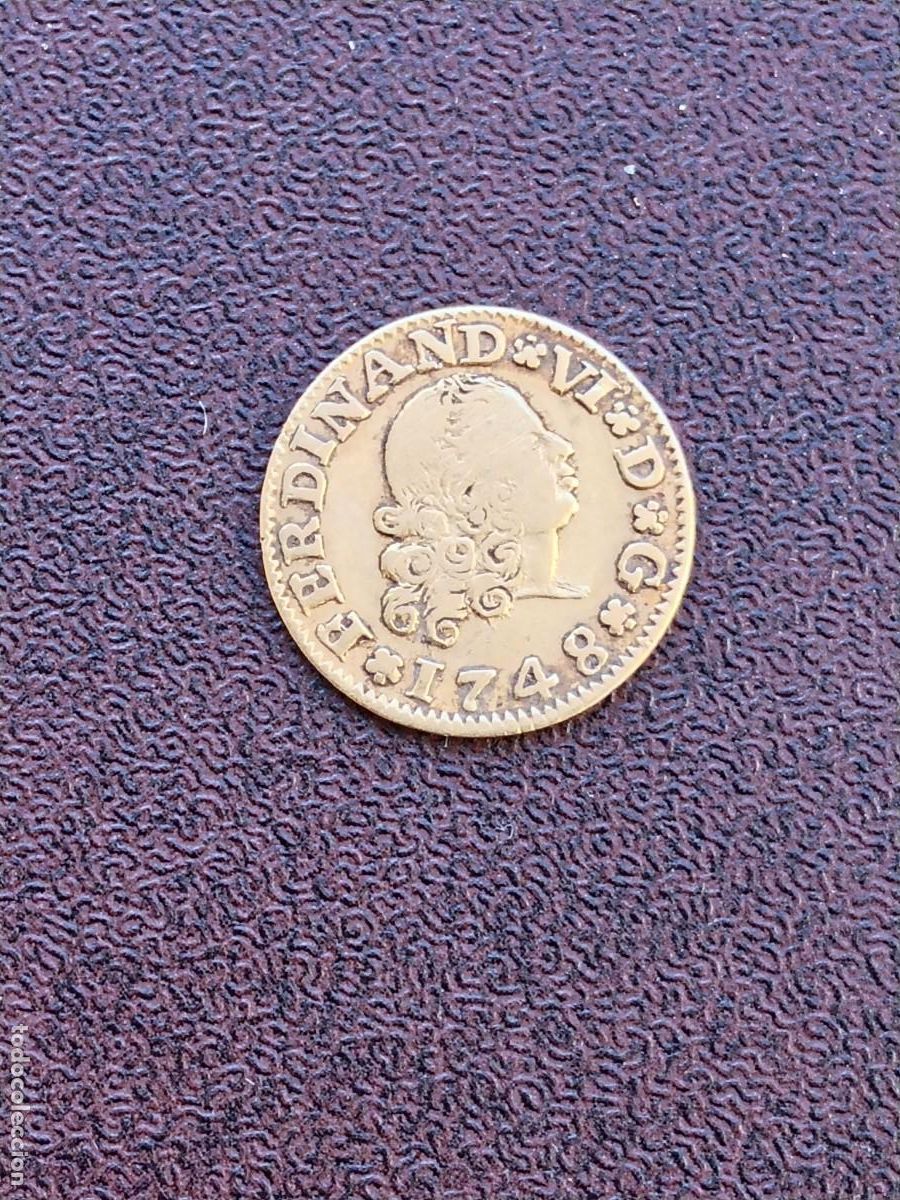 Monedas de Espa&ntilde;a: Moneda de oro Durillo Medio 1/2 Escudo del a&ntilde;o 1748 Fernando VI - Ceca PJ Sevilla - Escasa