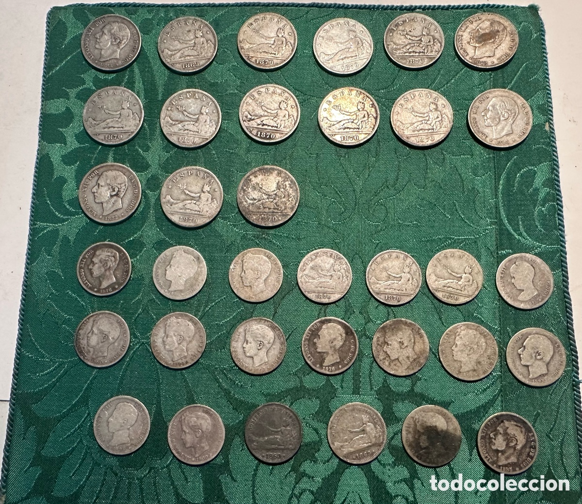 Monedas de Espa&ntilde;a: LOTE DE 35 MONEDAS DE PLATA, 15 DE DOS PESETAS, 20 DE PESETA. VARIOS A&Ntilde;OS.