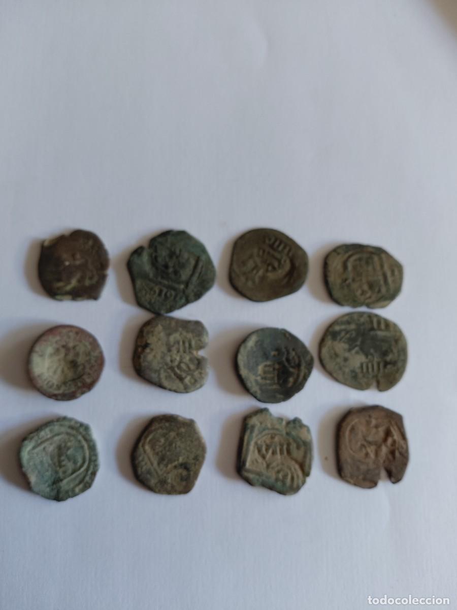 Moedas de Espanha: Excelente lote 2 de 12 monedas espa&ntilde;olas. Medievales,resellos,cobres. A limpiar y expertizar.