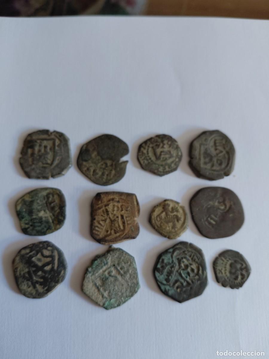Moedas de Espanha: Excelente lote 3 de 12 monedas espa&ntilde;olas. Medievales,resellos,cobres. A limpiar y expertizar.