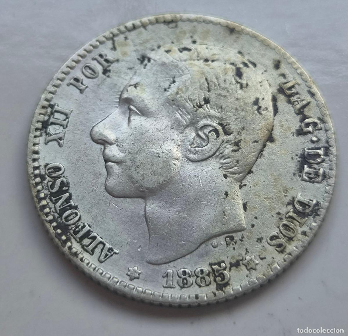 Monedas de Espa&ntilde;a: ALFONSO XII 1 PESETA M.S.M. 1885 * (18-85) PLATA. Manchitas superficiales