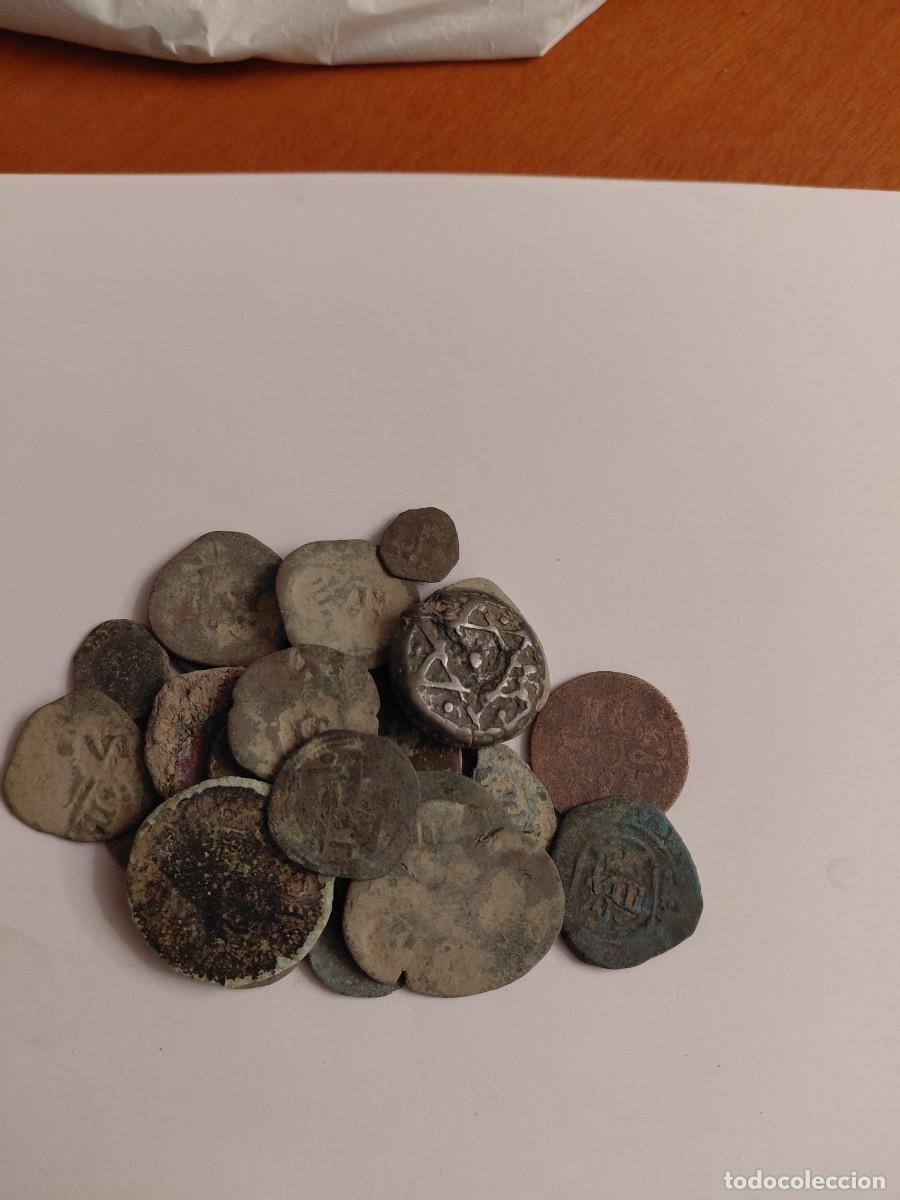 Monedas de Espa&ntilde;a: Lote n&uacute;mero 4 de 30 monedas espa&ntilde;olas a limpiar y clasificar. Oportunidad