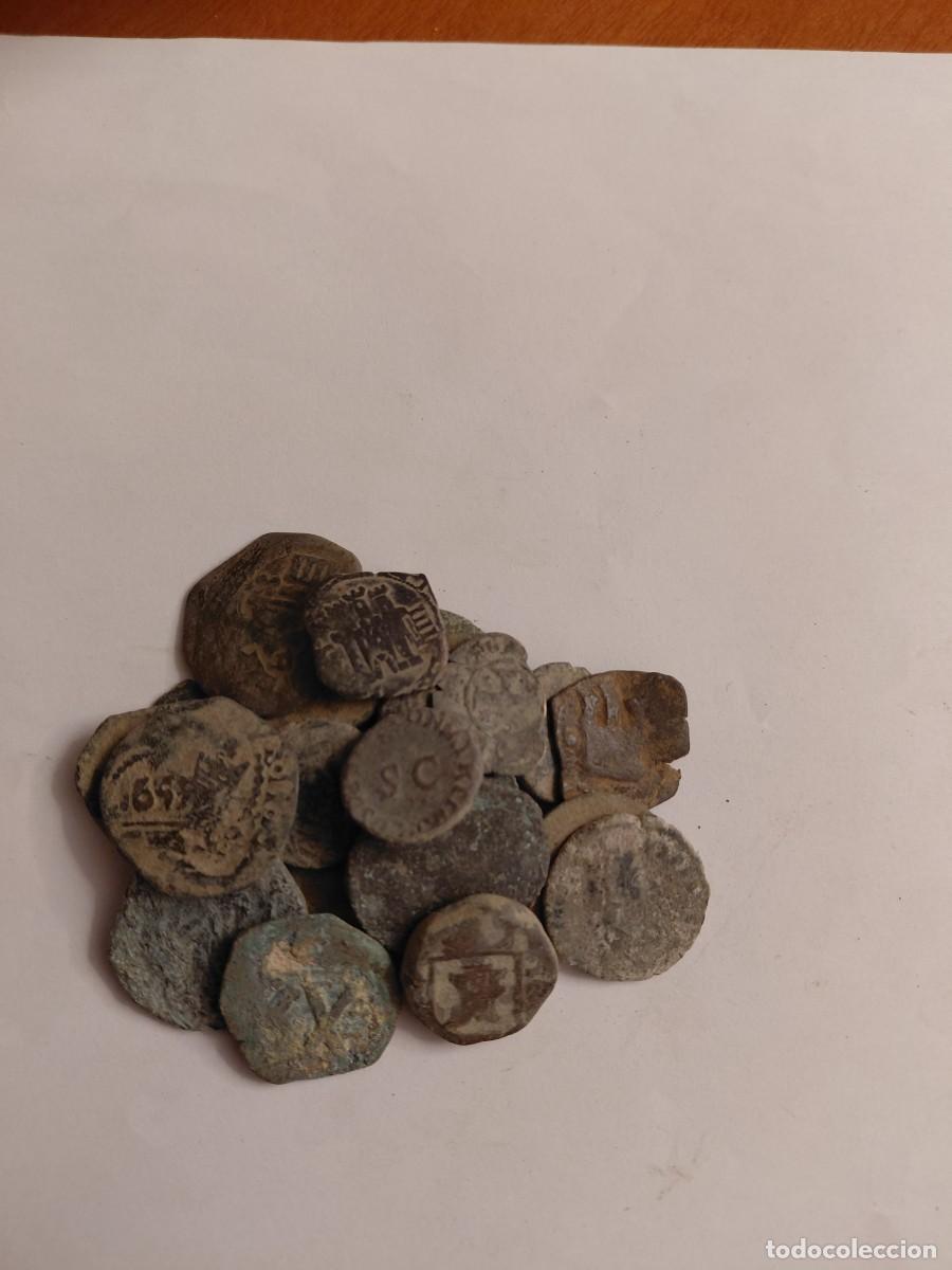 Monedas de Espa&ntilde;a: Lote n&uacute;mero 10 de 30 monedas espa&ntilde;olas a limpiar y clasificar. Oportunidad