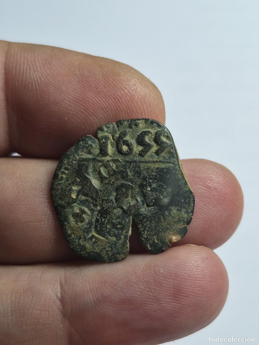 Monedas de Espa&ntilde;a: NT/ FELIPE IV RESELLOS VI MARAVEDIES 1636 Y IIII MARAVEDIS 1655 (E1436)