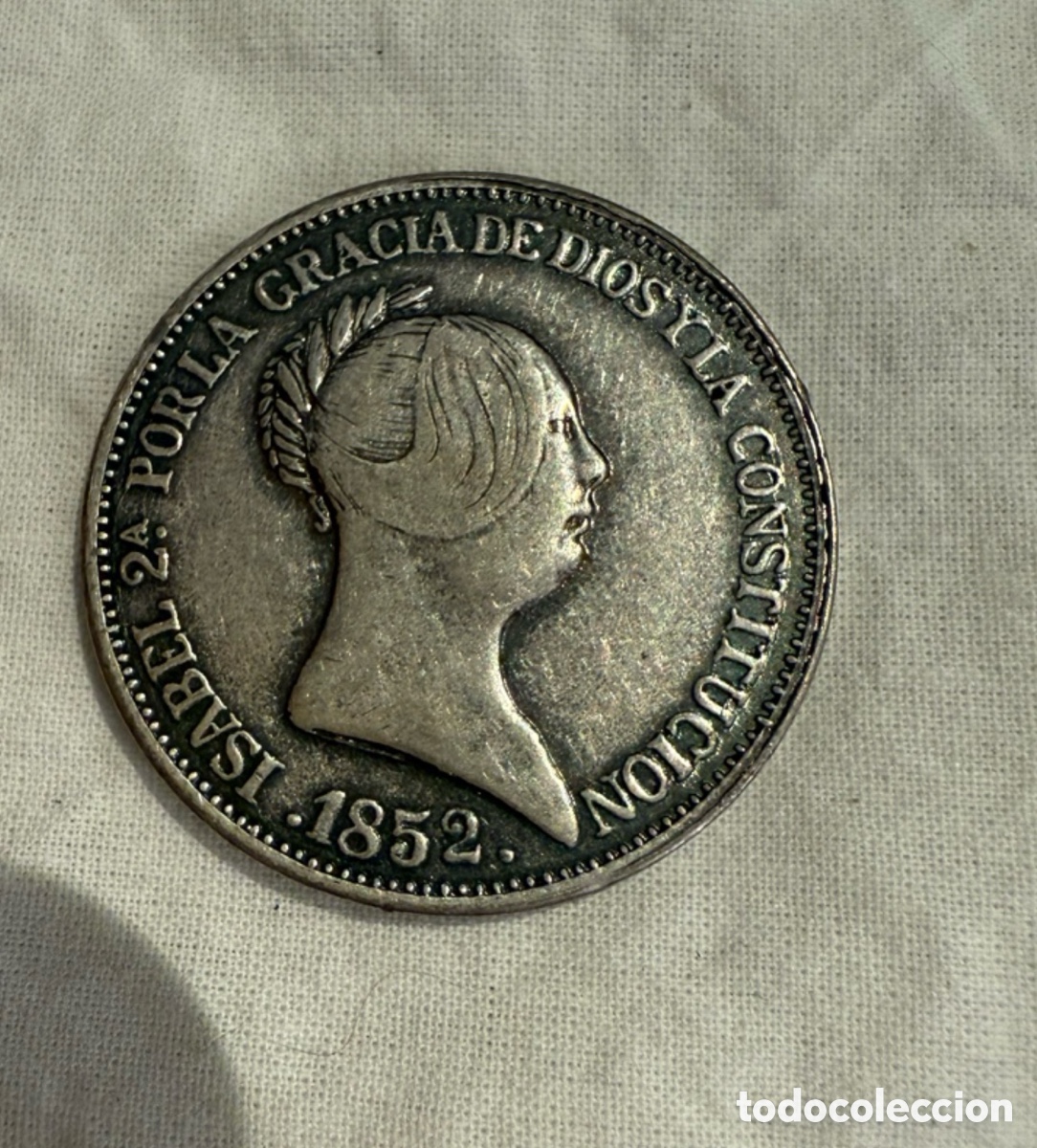 Monedas de Espa&ntilde;a: Reproducci&oacute;n 20 Reales Isabel II 1852 &ndash; Metal con Presencia de Plata