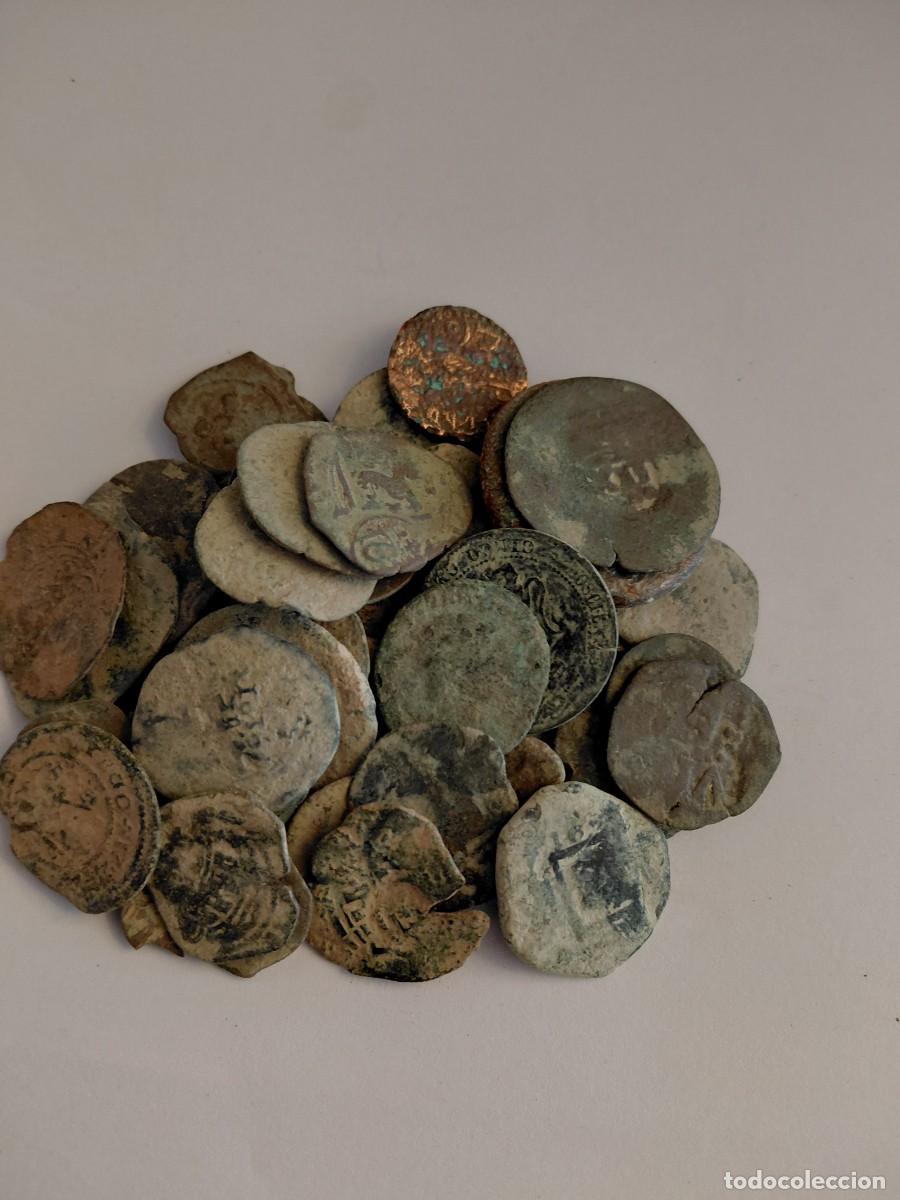 Moedas de Espanha: Lote n&uacute;mero 3 de 50 monedas de colecci&oacute;n particular.