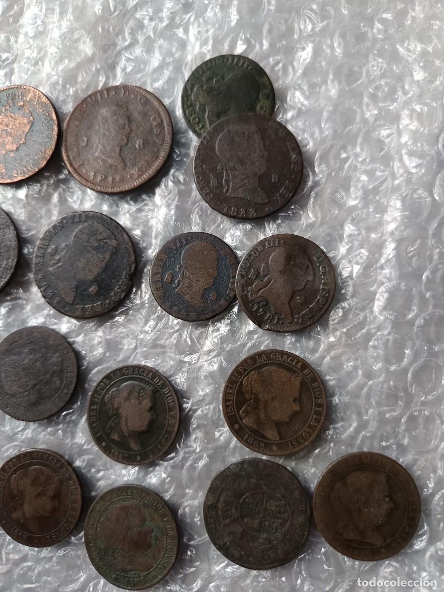 Monedas de Espa&ntilde;a: Lote de monedas maradevis e Isabel II cobre - Foto 4