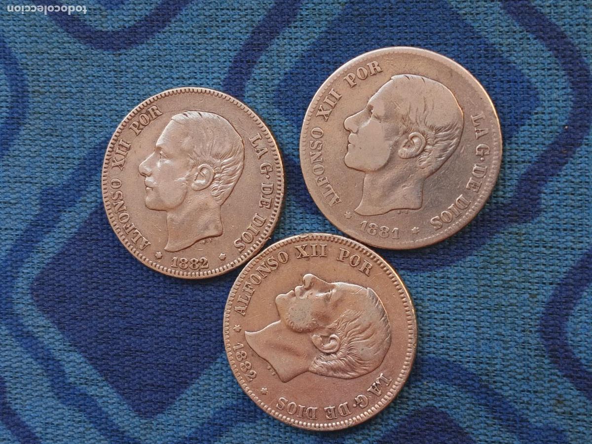 Monedas de Espa&ntilde;a: 3 monedas antiguas de 2 pesetas de plata
