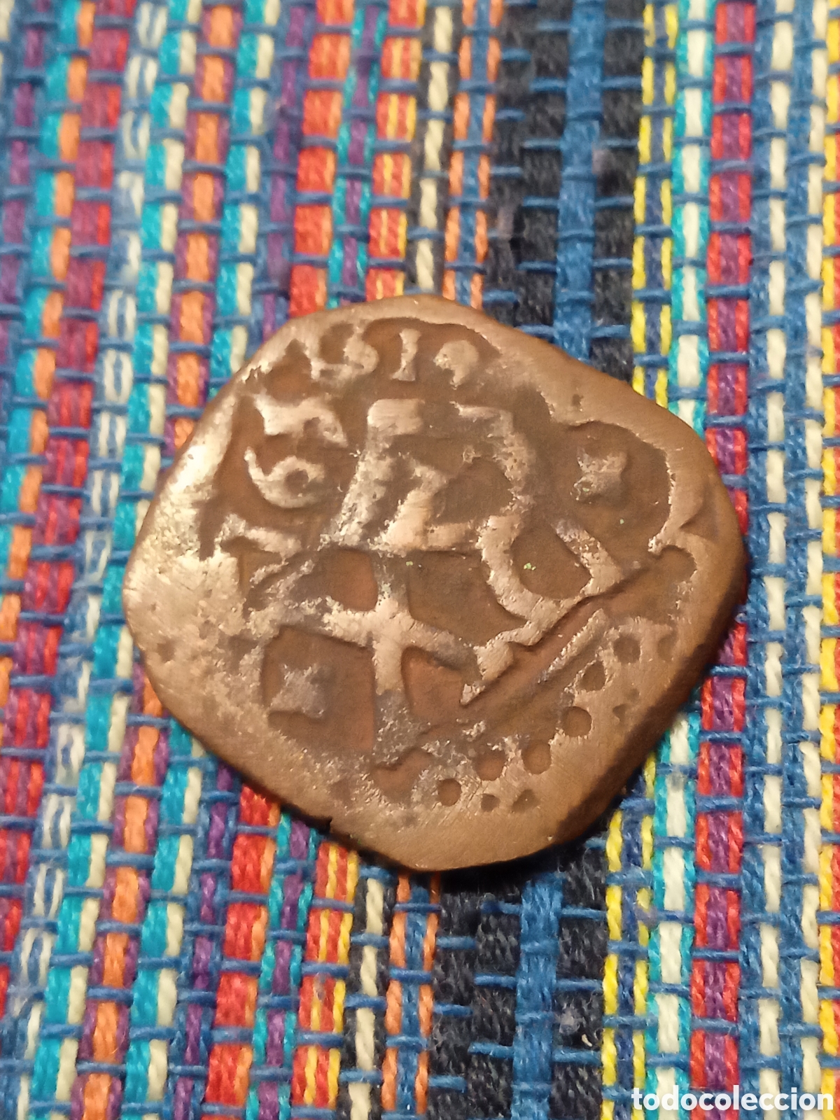 Monedas de Espa&ntilde;a: X- INTERESANTES 8 MARAVED&Iacute;S CON DISTINTOS RESELLOS